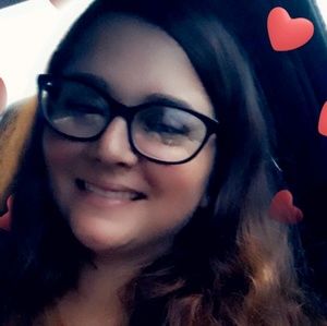 Meet your Posher, Karis